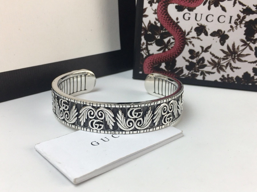 Gucci Bangle 手镯