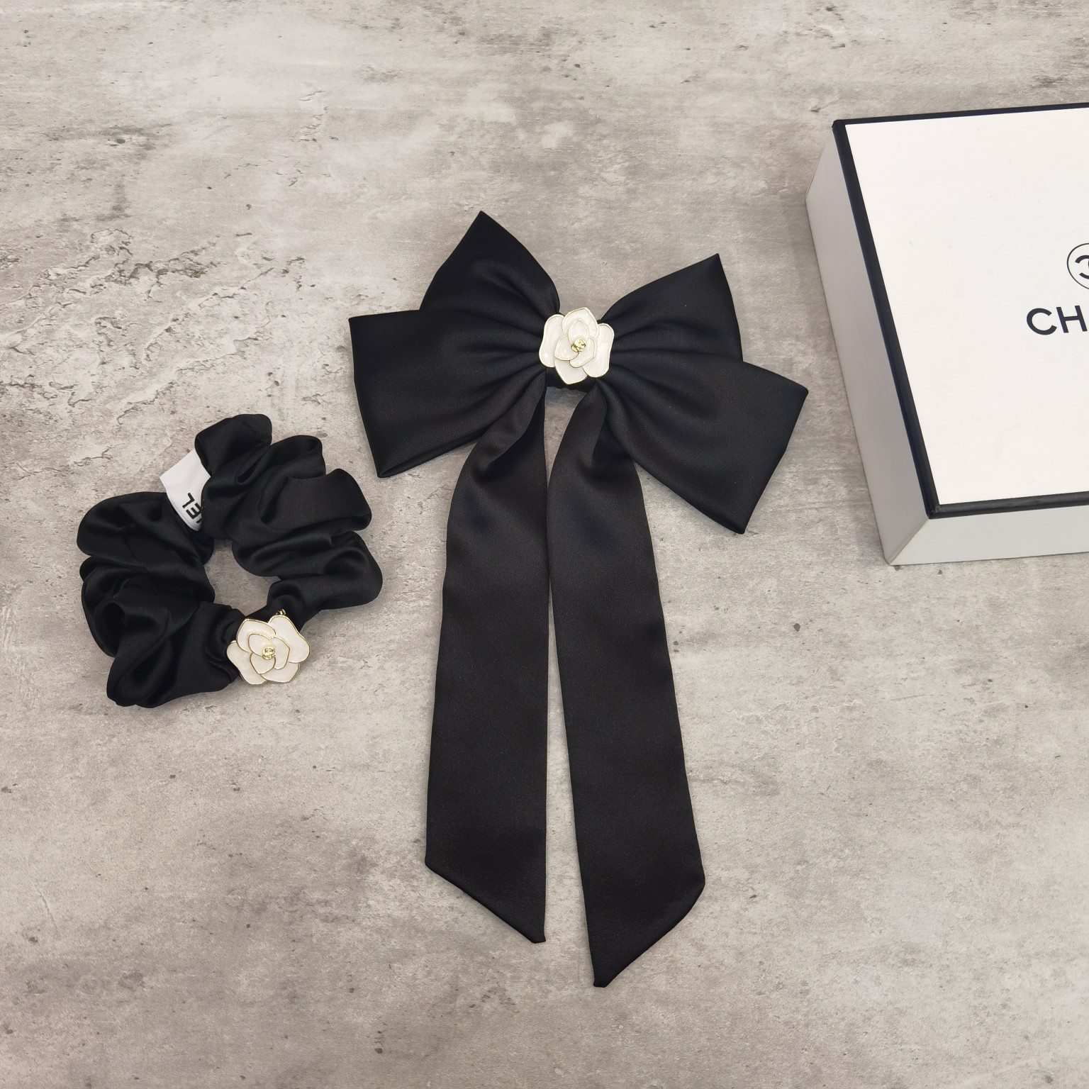 Chanel Hairclip Hairband 发圈 发夹