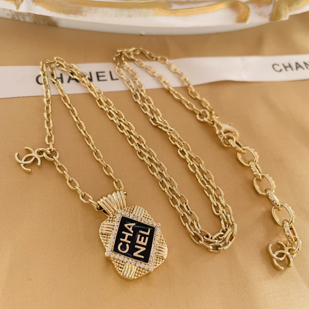 Chanel Necklace 项链