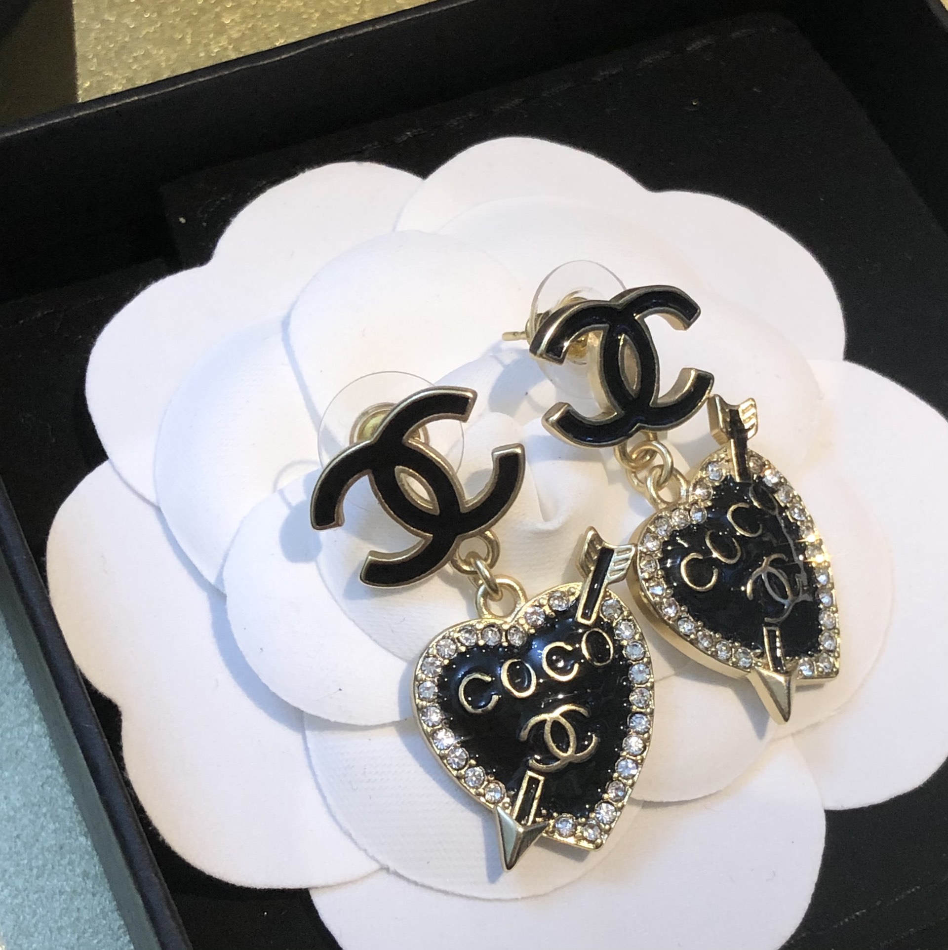 Chanel earrings 耳环