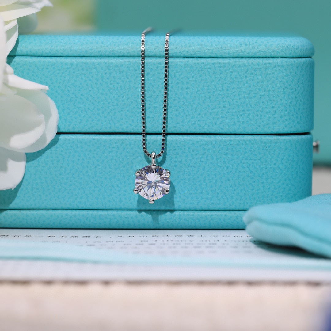 Tiffany & co necklace 项链