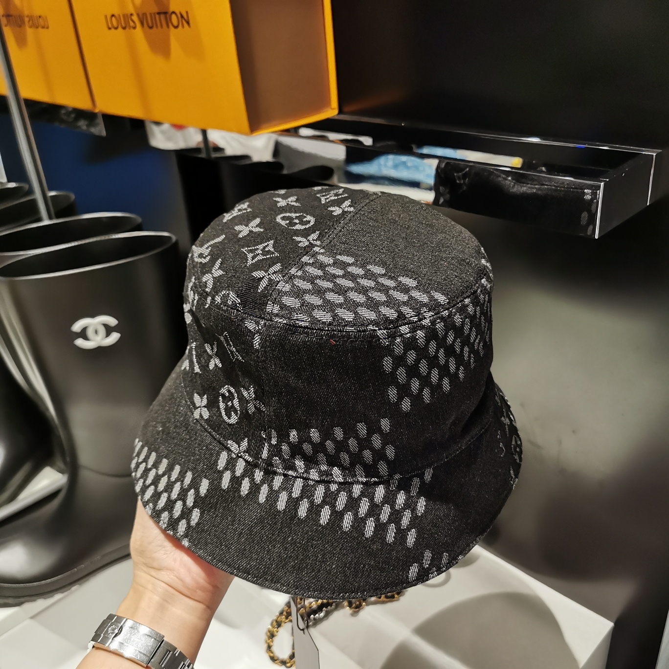 LV bucket hat