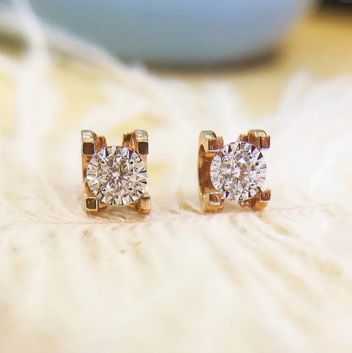 Cartier earrings 耳环