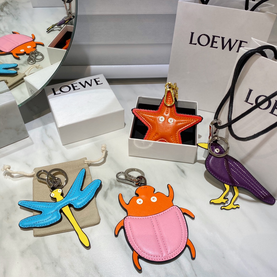 Loewe keychain 钥匙扣