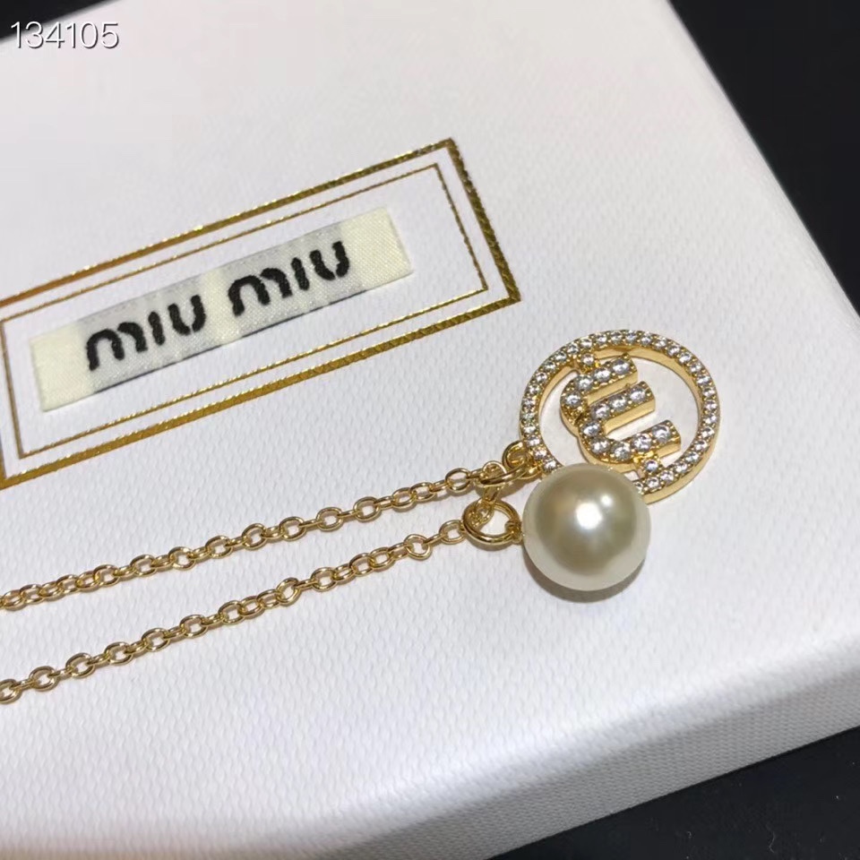 Miu Miu necklace 项链