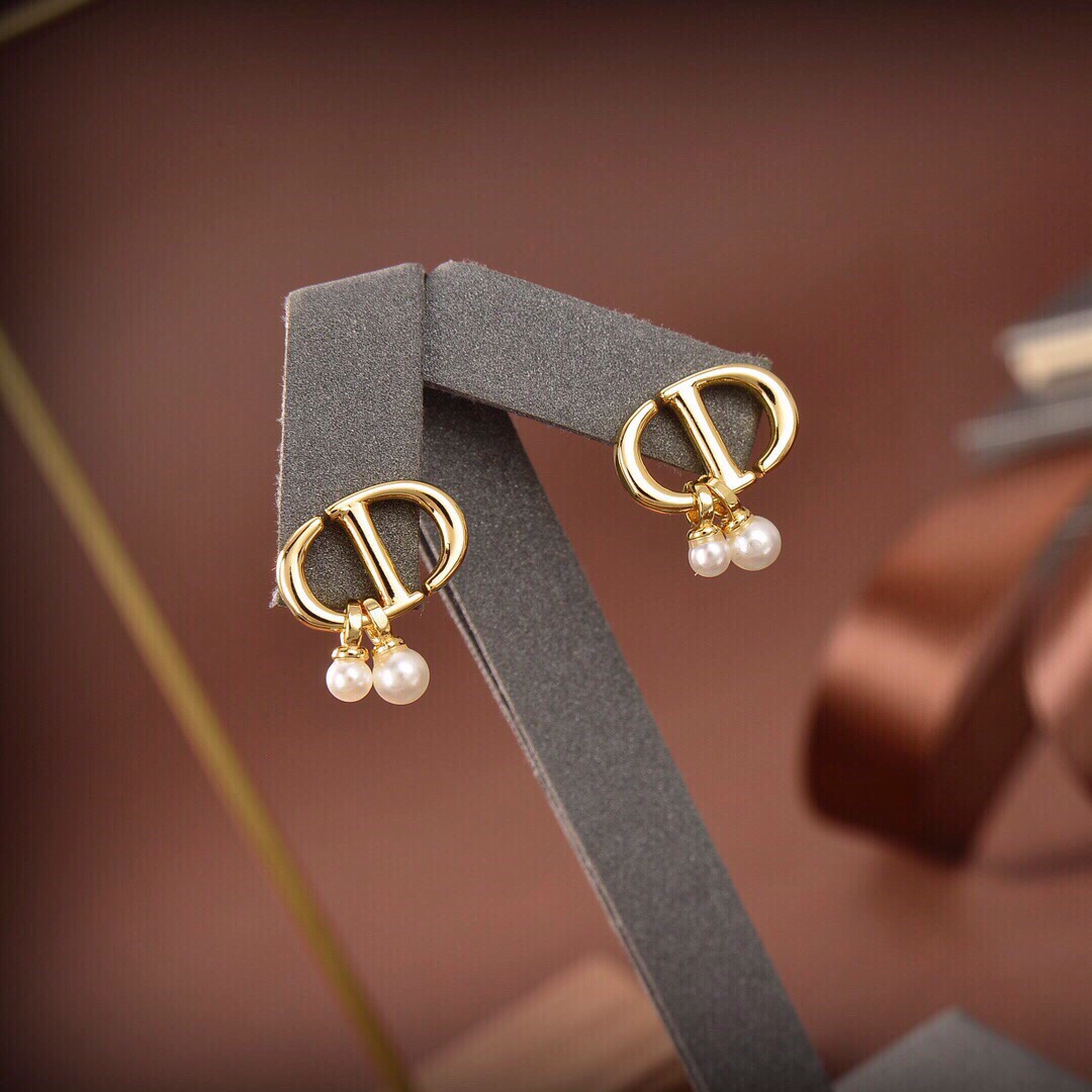 Dior earrings 耳环