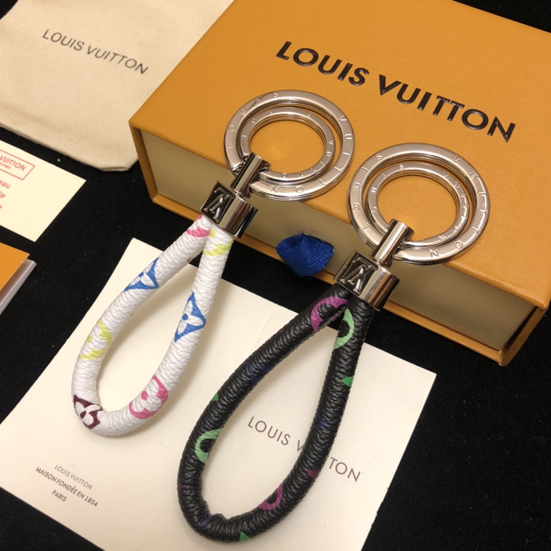 LV keychain 钥匙扣