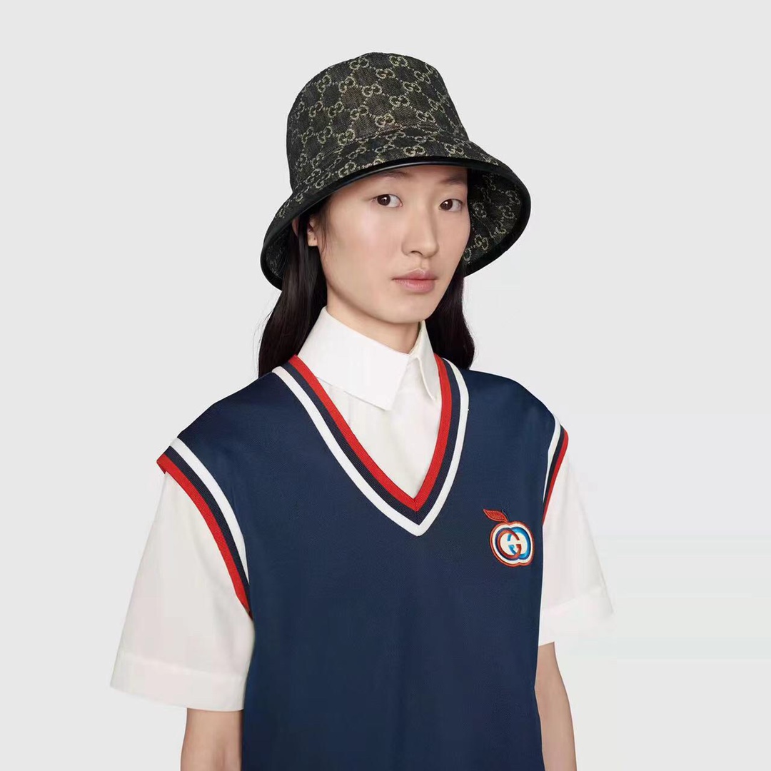 Gucci bucket hat