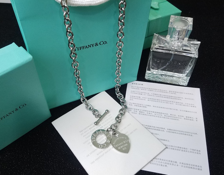 Tiffany & co necklace