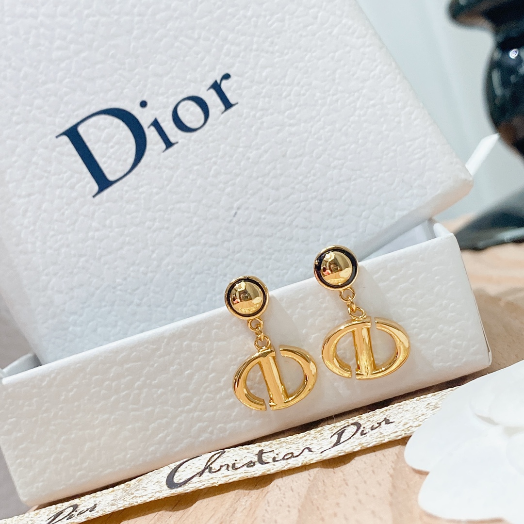 Dior earrings