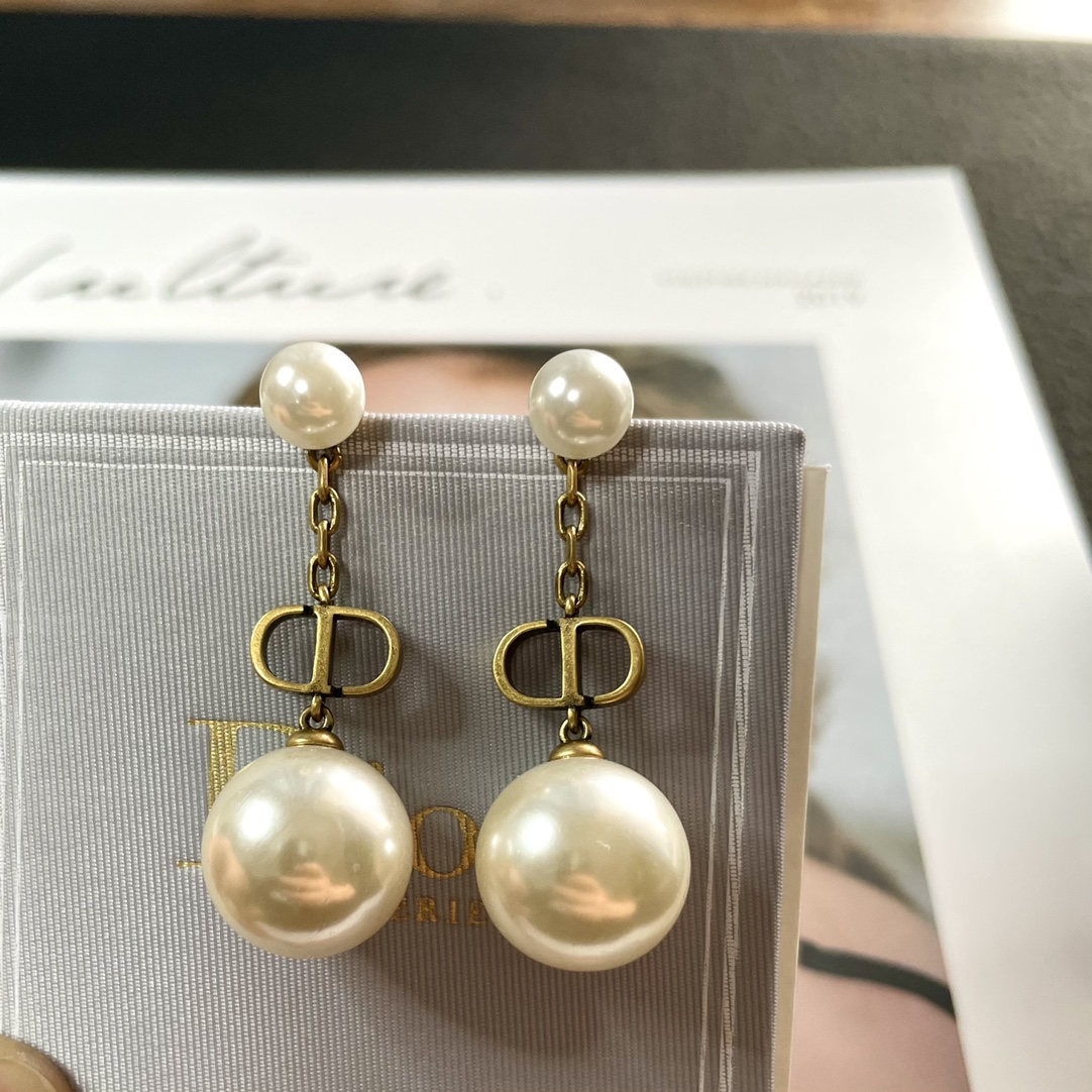 Dior earrings