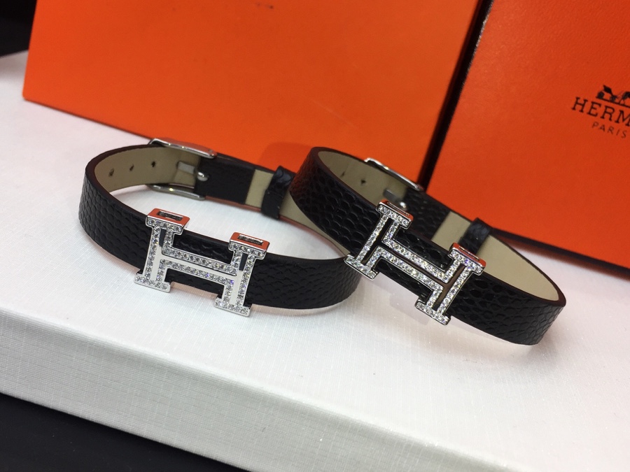 Hermes bracelet