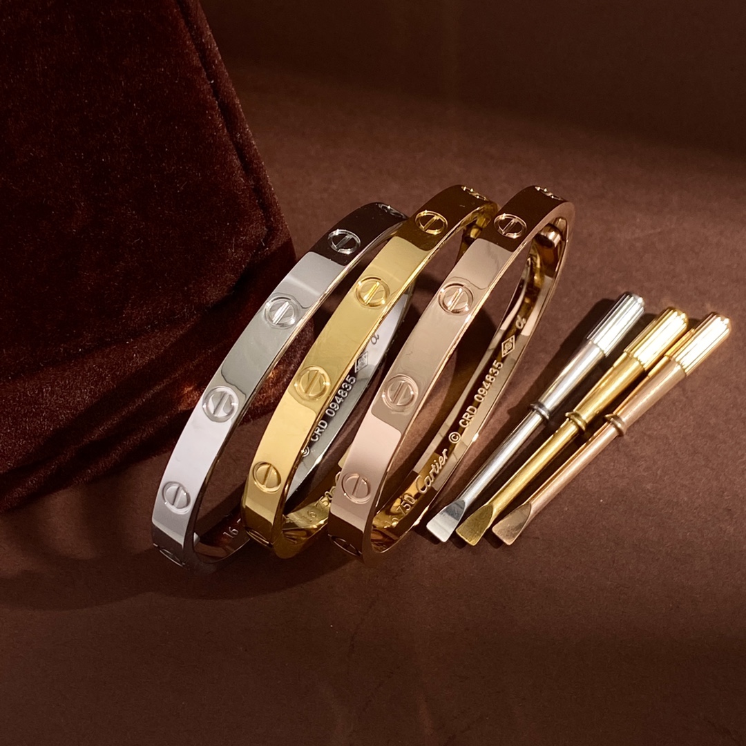 Cartier bangle