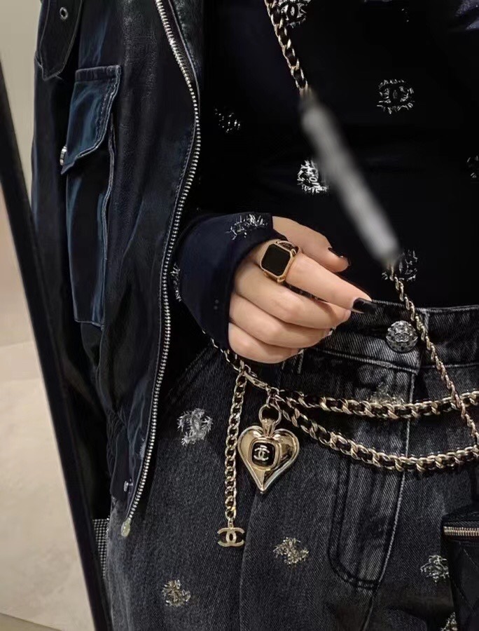 Chanel chain belt