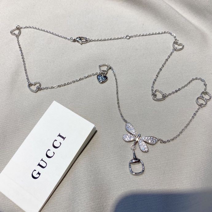 Gucci necklace