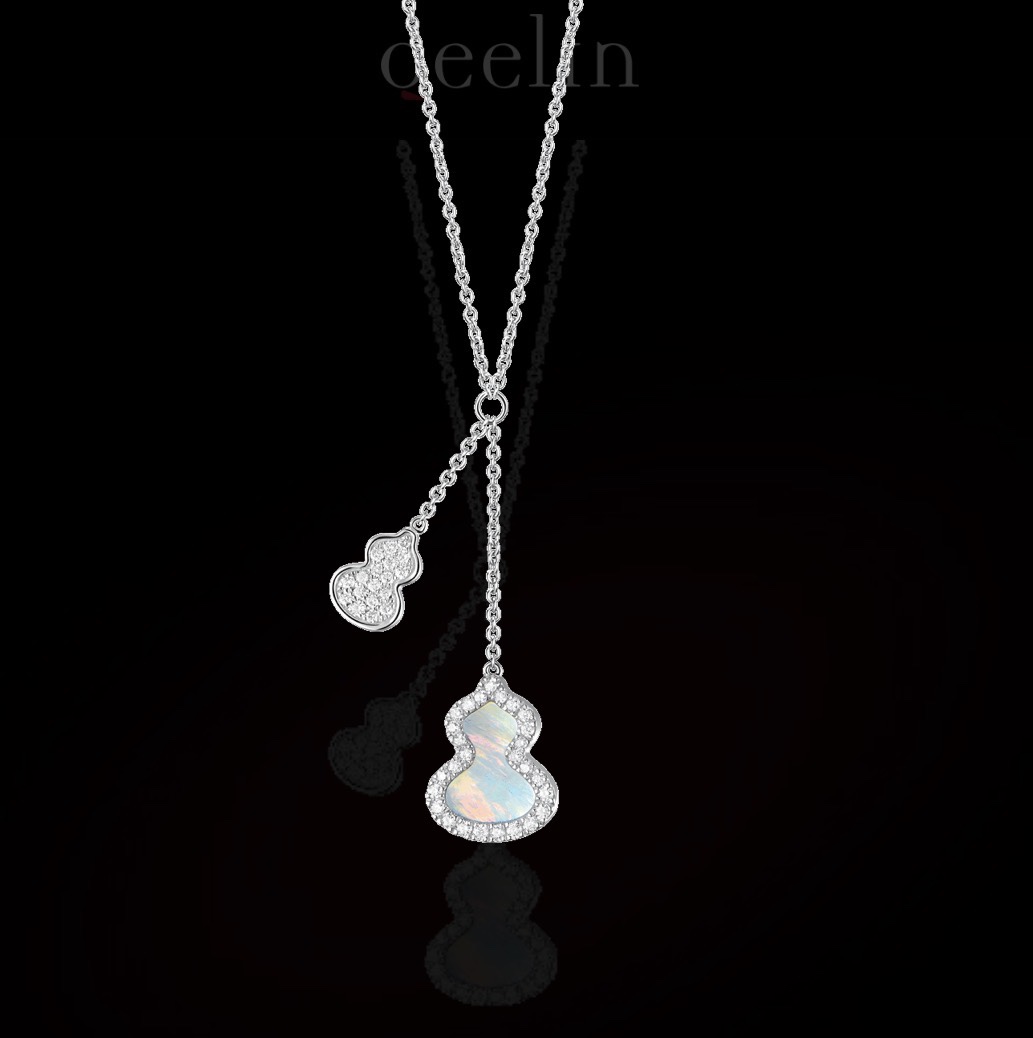 Qeelin necklace