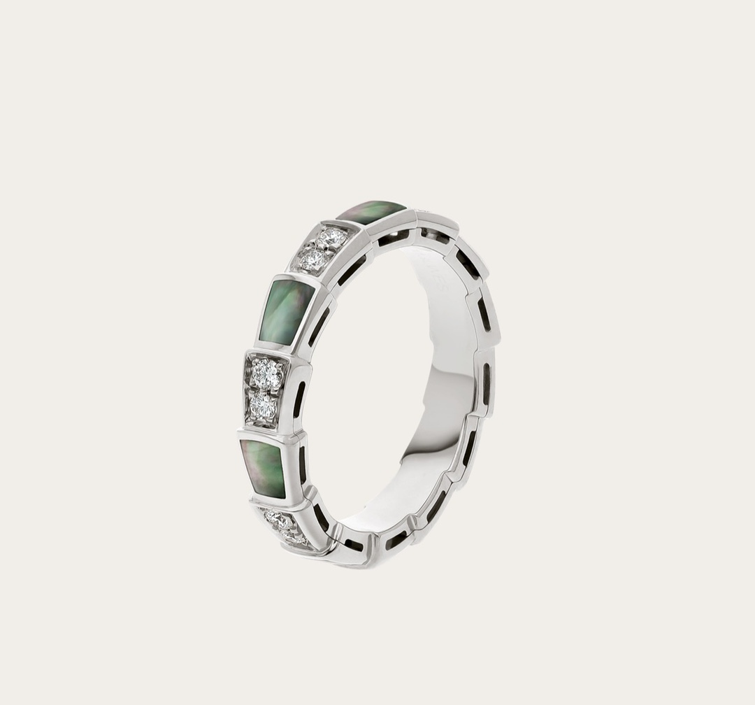 Bvlgari ring