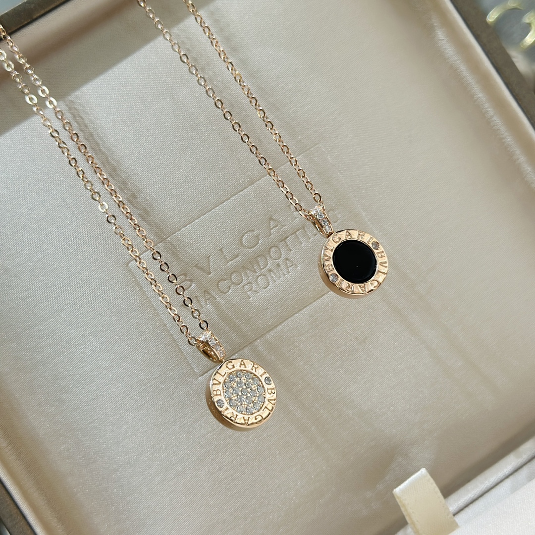 Bvlgari necklace