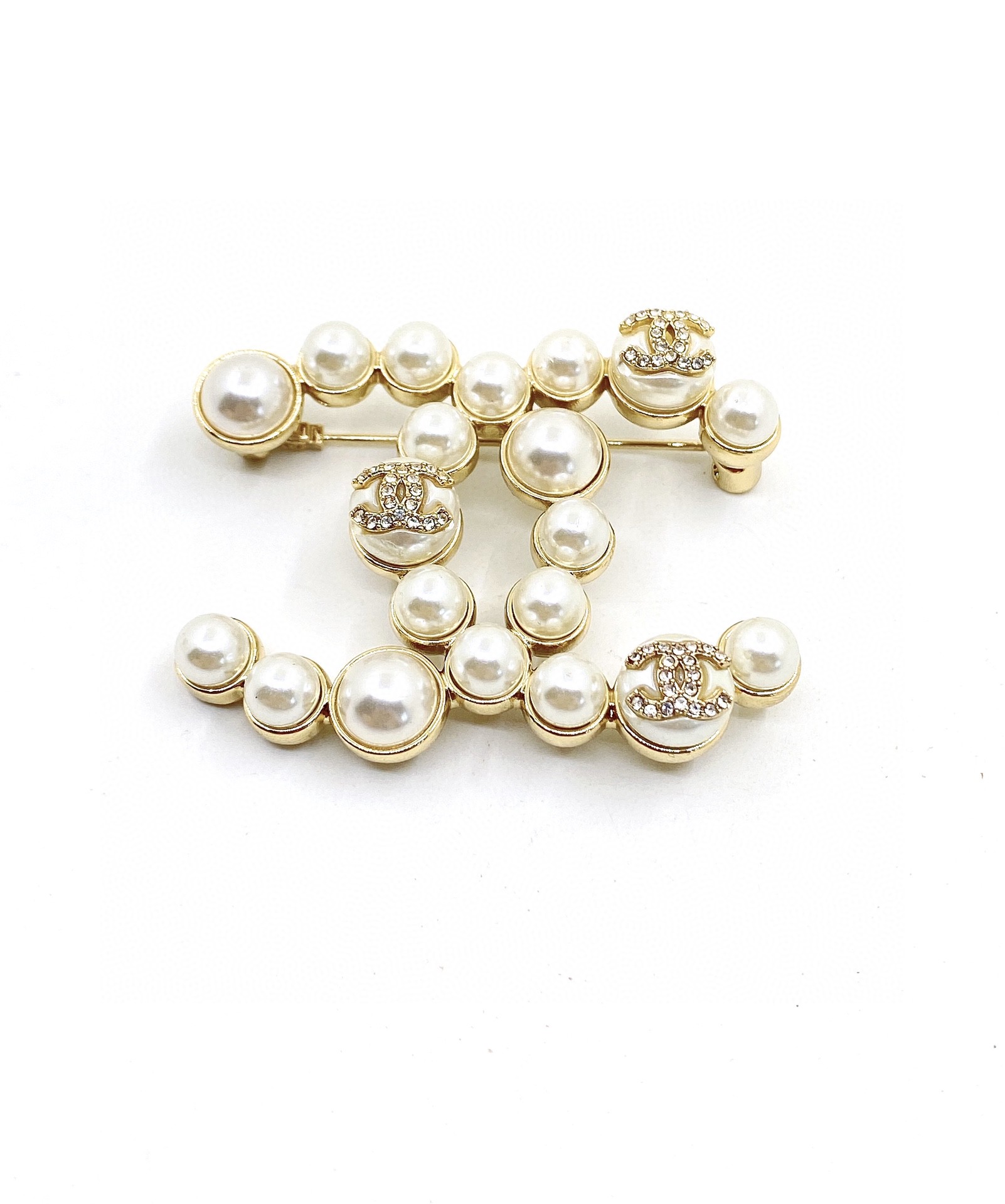 Chanel pin brooch