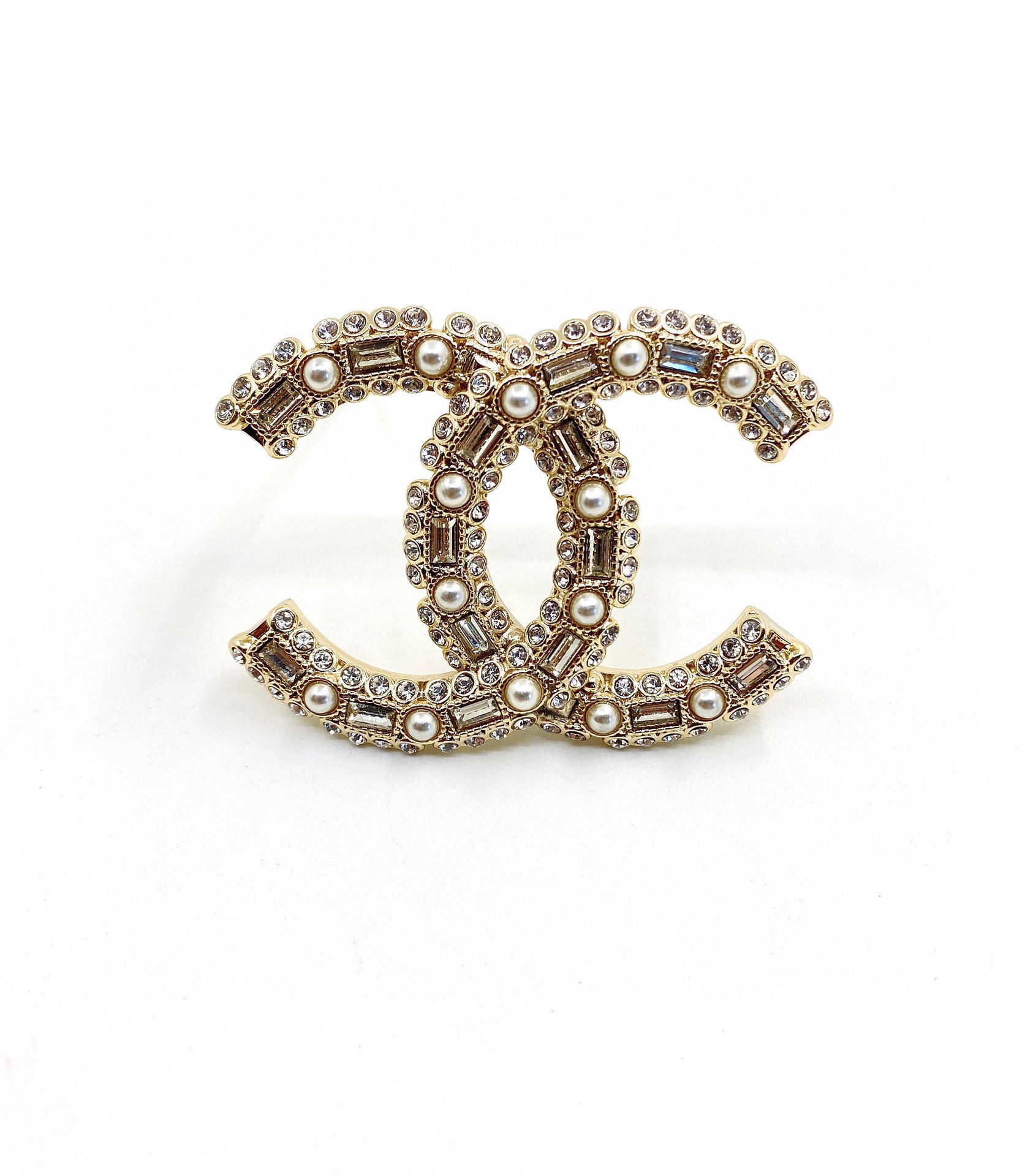 Chanel pin brooch