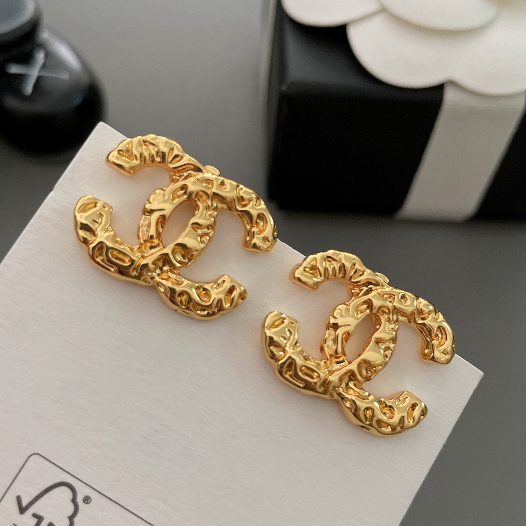 Chanel vintage ear clip earrings