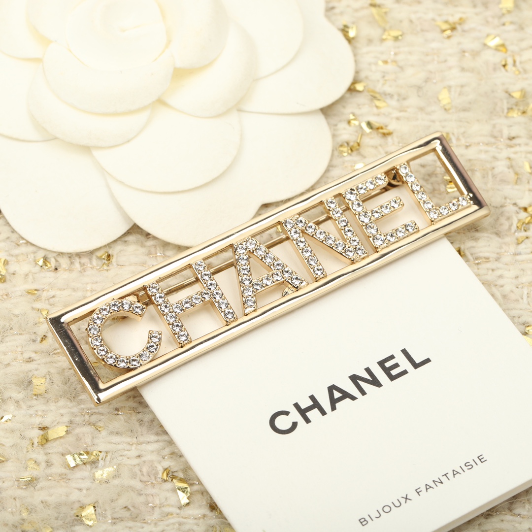 Chanel brooch & pin