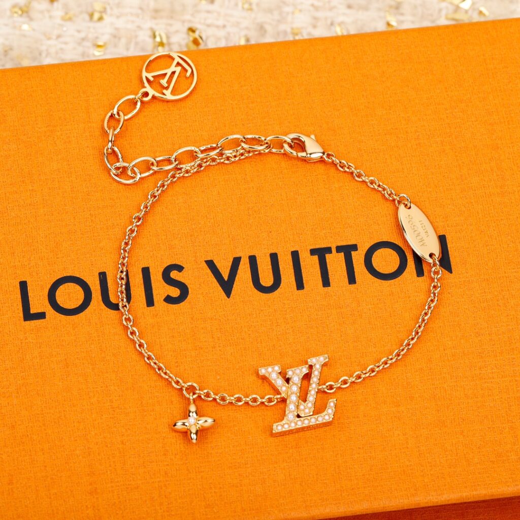 Louis Vuitton M1086A LV Iconic Pearls Bracelet , Gold, One Size