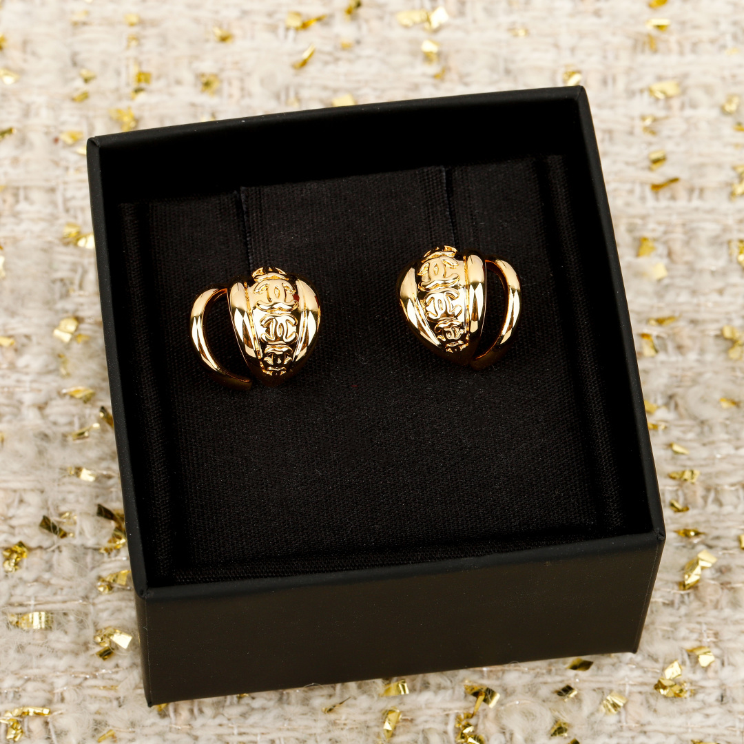 Chanel earrings